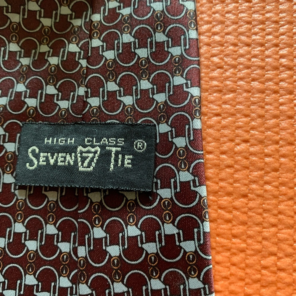 Tie - Picture 2 of 3